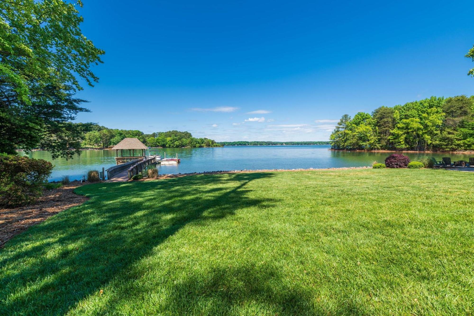 Lake Norman Hideaway 穆尔斯维尔 外观 照片
