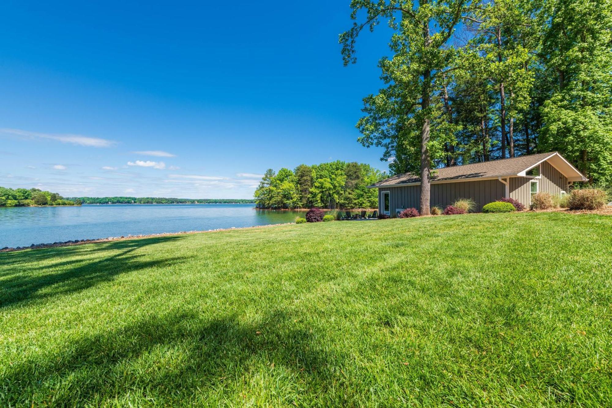 Lake Norman Hideaway 穆尔斯维尔 外观 照片