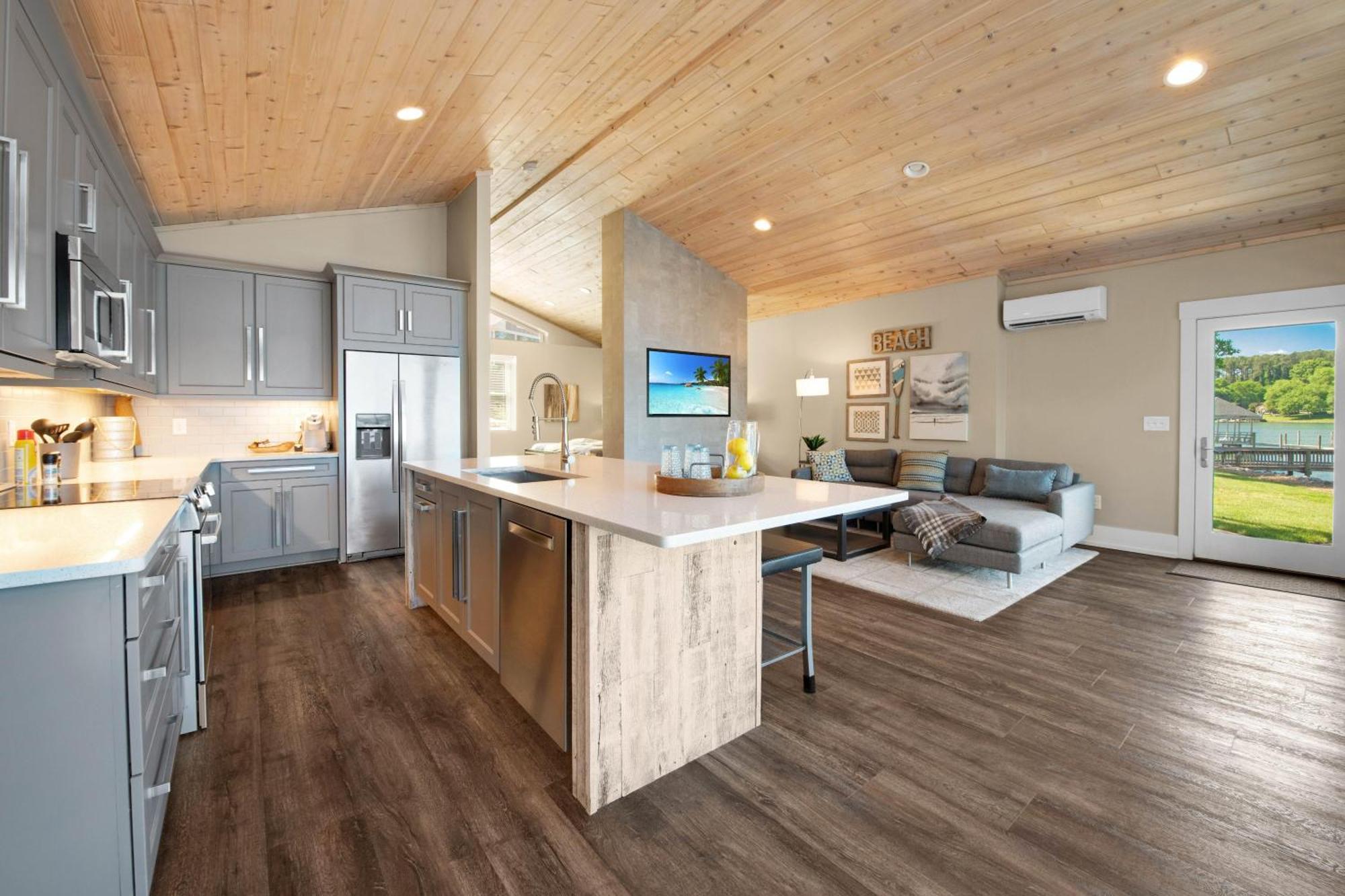 Lake Norman Hideaway 穆尔斯维尔 外观 照片