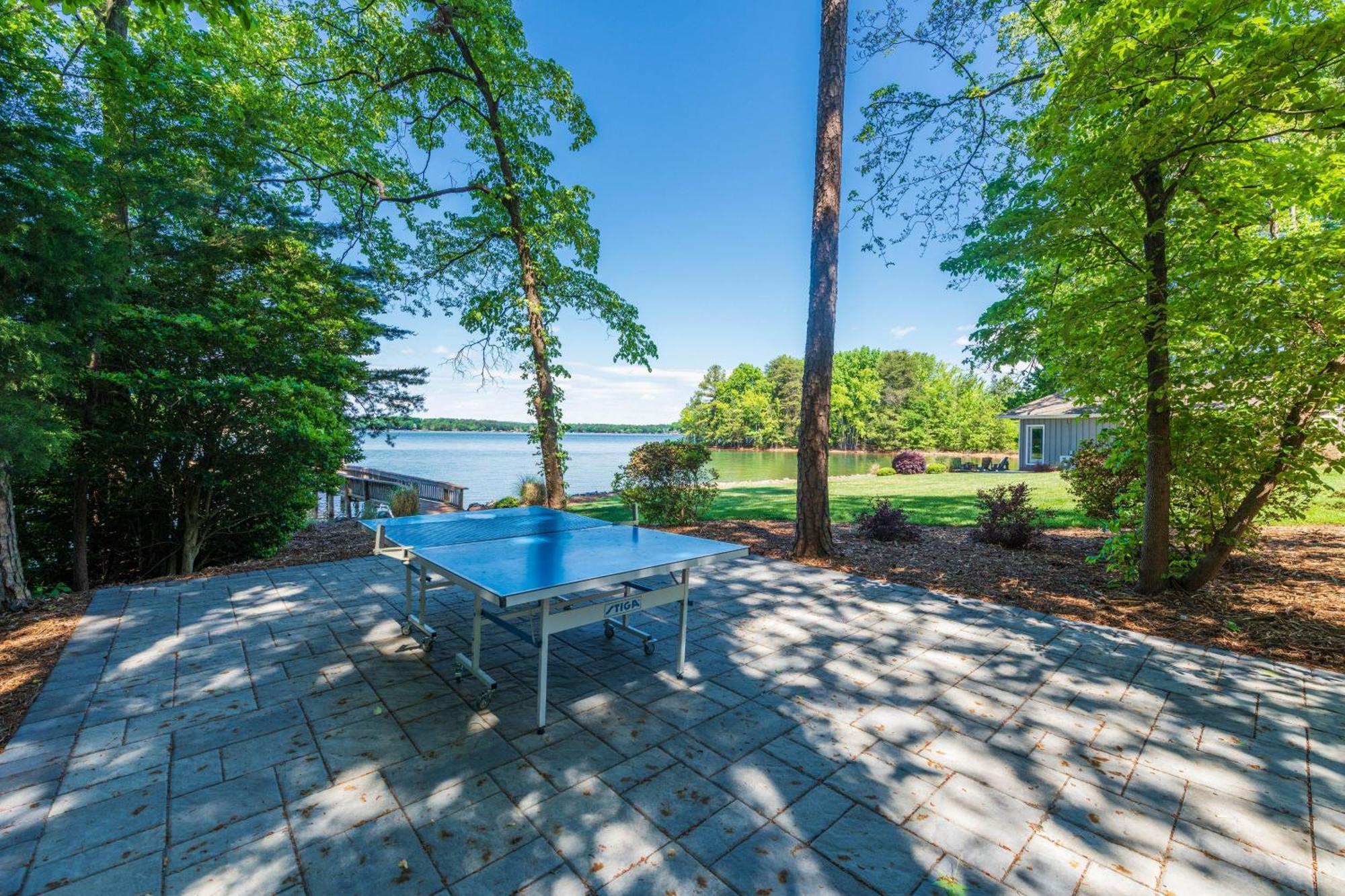 Lake Norman Hideaway 穆尔斯维尔 外观 照片